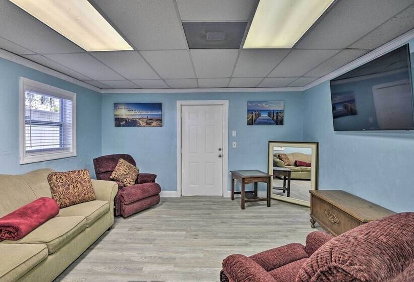Serene Daytona Beach House W/ Private Yard!
