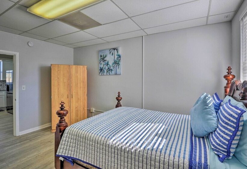 Serene Daytona Beach House W/ Private Yard!