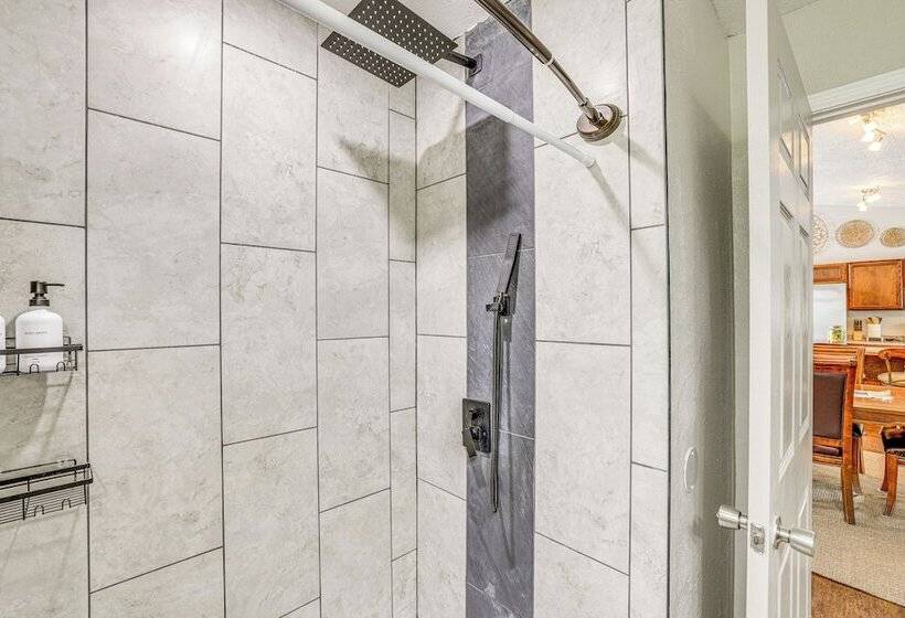 Shell Knob Home W/deck & Table Rock Lake View