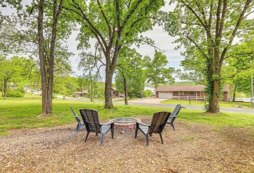Shell Knob Home W/deck & Table Rock Lake View