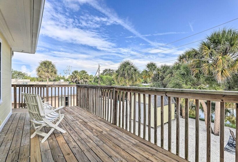 Siesta Key Village Home < Half Mi To Beach!