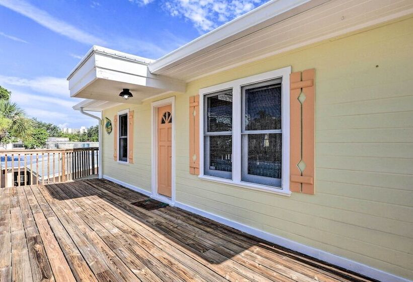 Siesta Key Village Home < Half Mi To Beach!