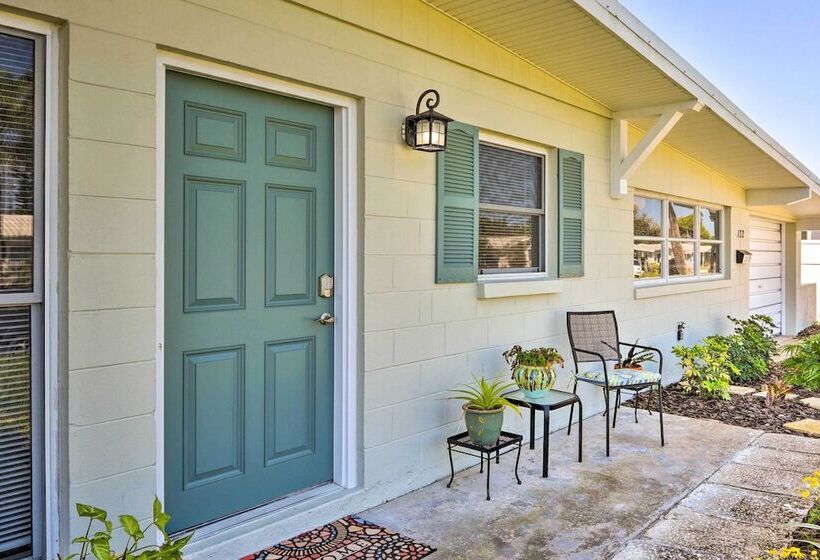 Single Story Ormond Beach Home, Walk To Water