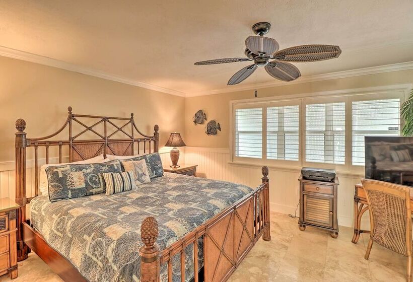 Soothing Duck Key Vacation Rental!