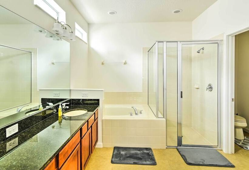Home W/ Private Pool & Spa: 8 Mi To Disney