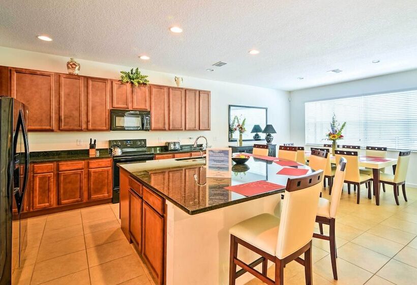 Home W/ Private Pool & Spa: 8 Mi To Disney