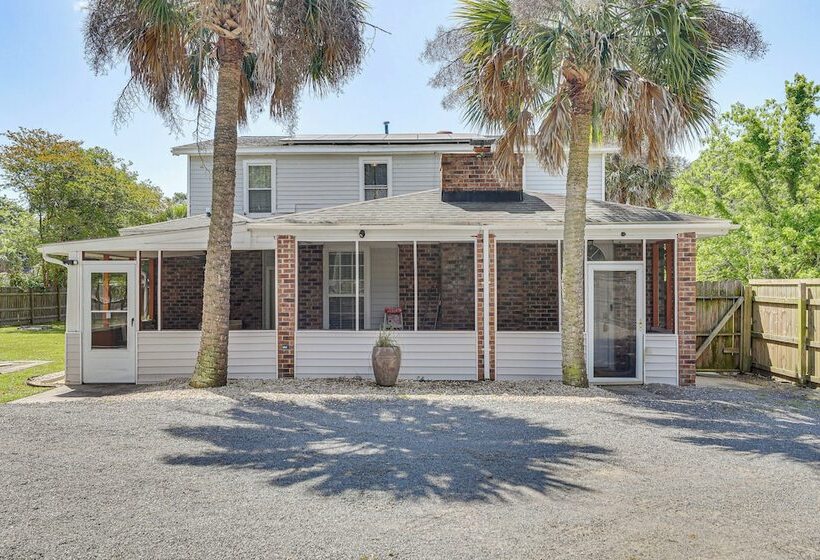Spacious Charleston Home: Only 3 Mi To Folly Beach