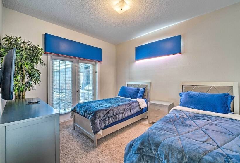 Spacious Family Home W/ Pool   3 Mi To Disney