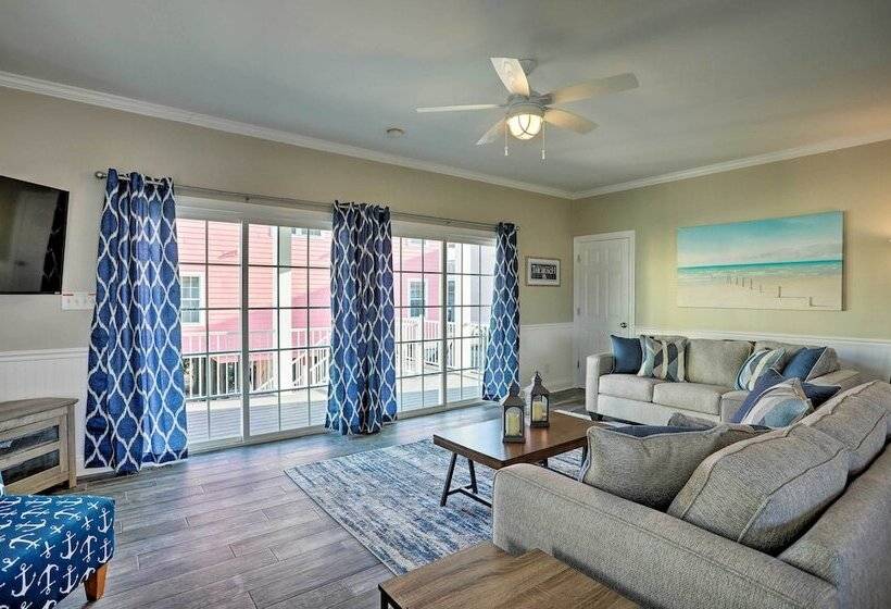 Spacious Murrells Inlet Hub W/ Pool, Walk To Shore