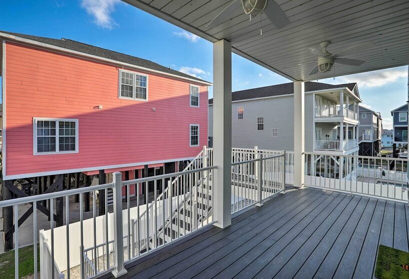 Spacious Murrells Inlet Hub W/ Pool, Walk To Shore