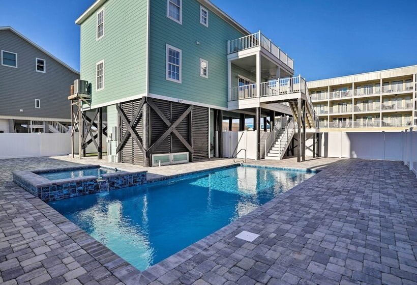 Spacious Murrells Inlet Hub W/ Pool, Walk To Shore