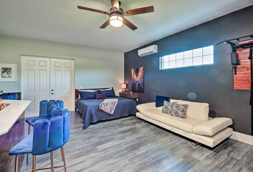 Sprawling Fort Denaud Paradise: Pool, Hot Tub