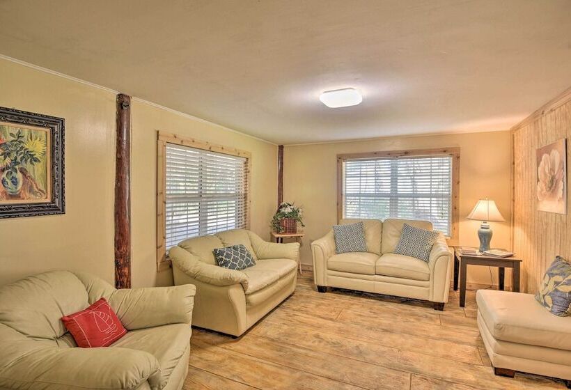 St Johns River Canal Home W/ Grill!