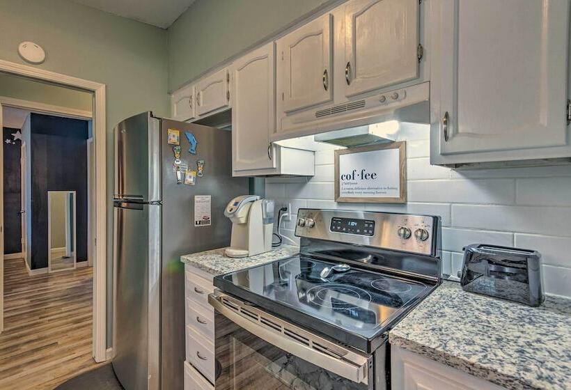 Stellar Fort Walton Retreat ~ 2 Mi To Beach!