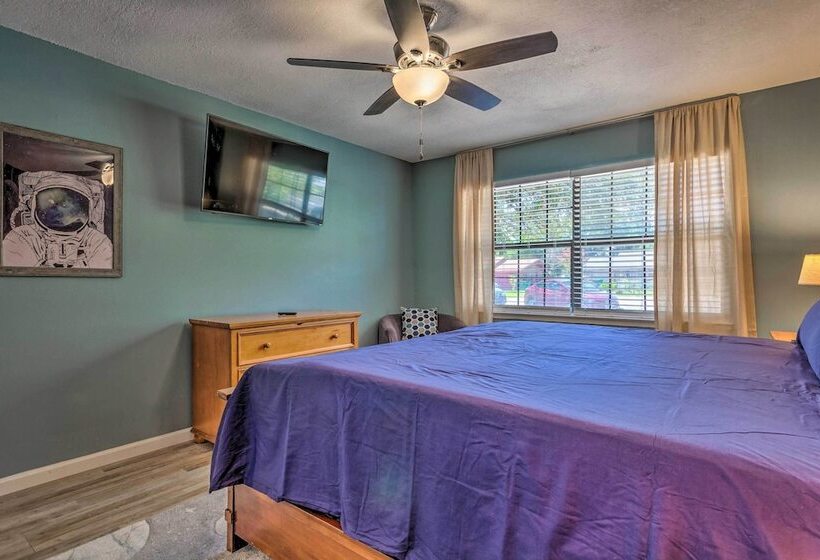 Stellar Fort Walton Retreat ~ 2 Mi To Beach!