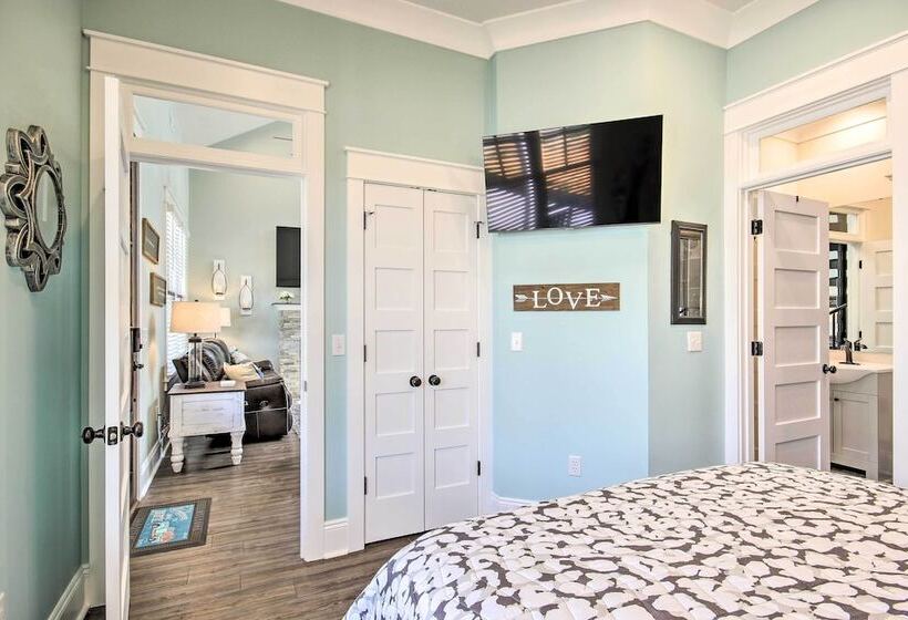 Stunning Lakefront Retreat W/ Dock Access!