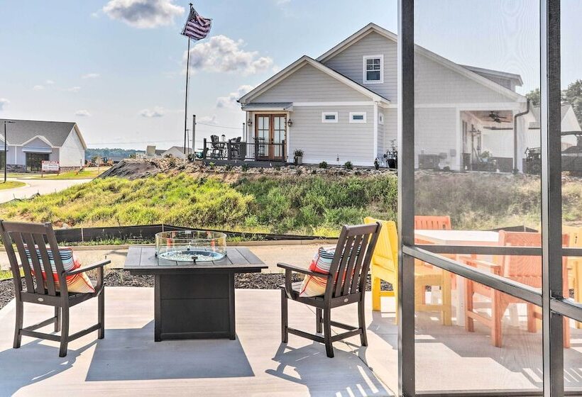 Stunning Lakefront Retreat W/ Dock Access!