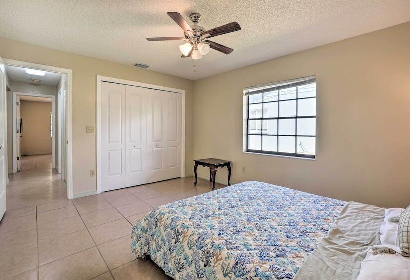 Stunning Retreat ~ 3 Miles To Pier!