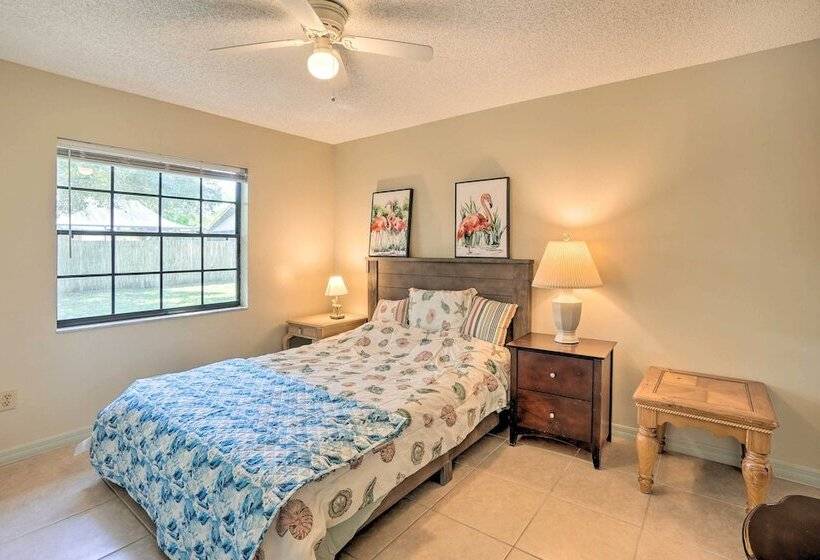 Stunning Retreat ~ 3 Miles To Pier!