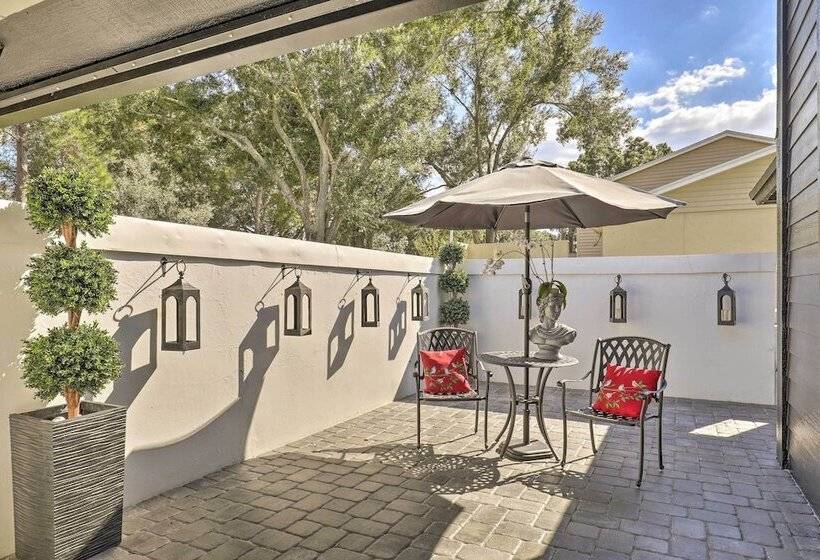 Stunning Tampa Oasis ~ 15 Mi From Downtown!