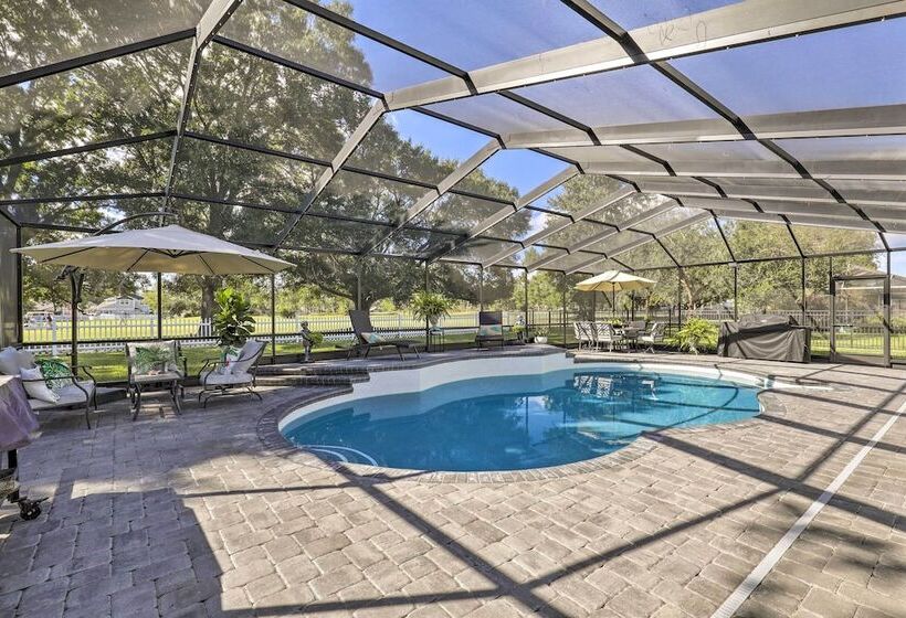 Stunning Tampa Oasis ~ 15 Mi From Downtown!