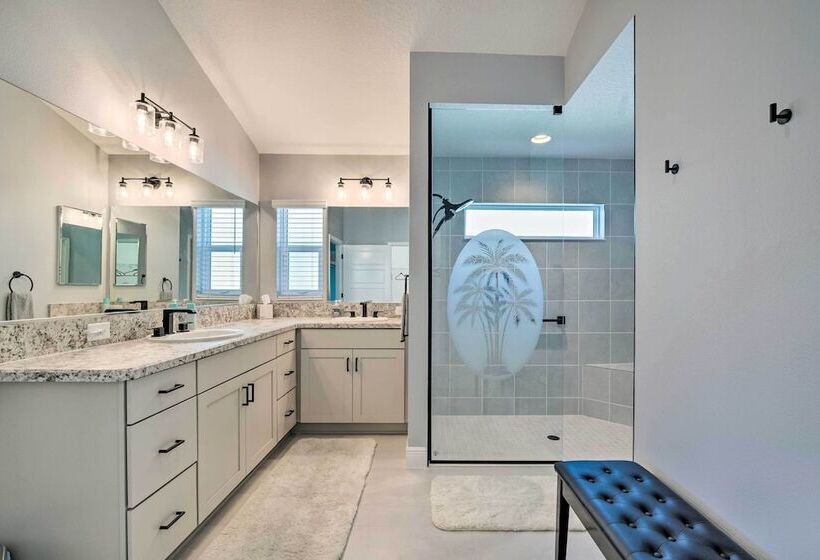 Sunlit Escape In The Villages W/ Screened Porch!