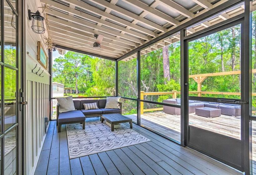 Sunny Fl Home  Miss Millies Landing  W/ Deck!