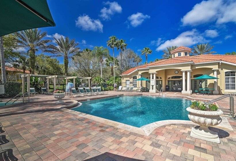 Retreat W/ Pool: 25 Mi To Disney