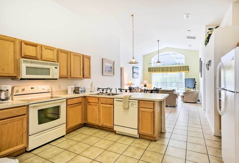 Retreat W/ Pool: 25 Mi To Disney