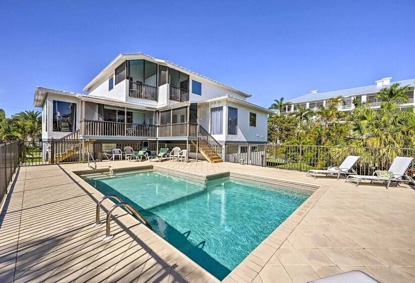 Sunny Marco Island Gem W/ Shared Pool & Dock!