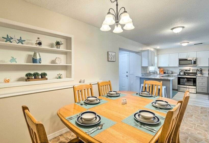 Sunny Port Charlotte Family Retreat: 3 Mi To Beach