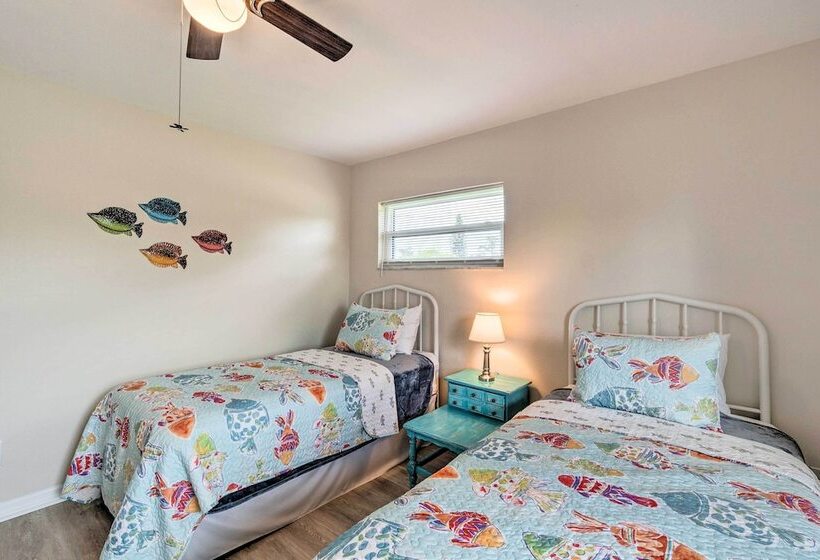 Sunny Port Charlotte Family Retreat: 3 Mi To Beach