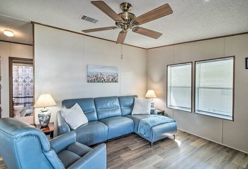 Sunny Waterfront Welaka Home W/ Private Dock!