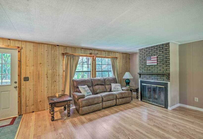 Suwannee Riverfront Home: Grill, Near Springs