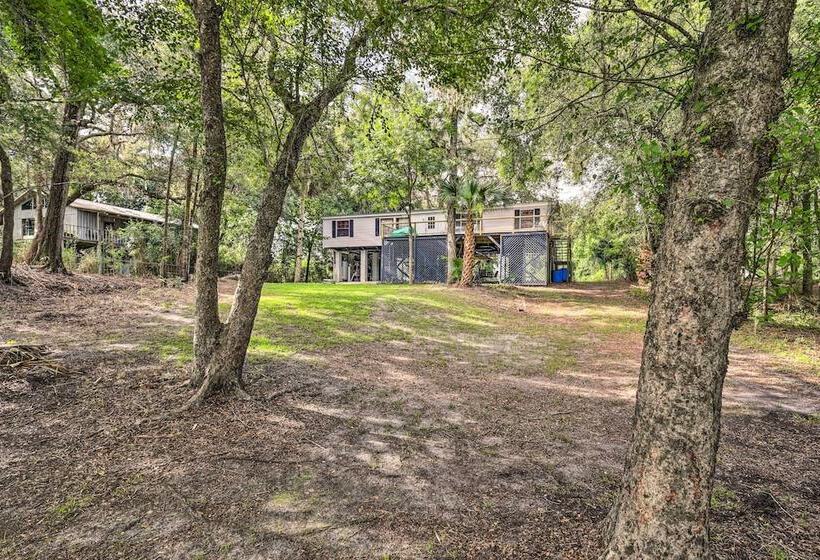 Suwannee Riverfront Home: Grill, Near Springs