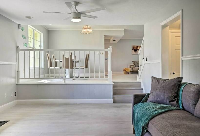 Tampa Home W/ Pool < 4 Mi To Busch Gardens!