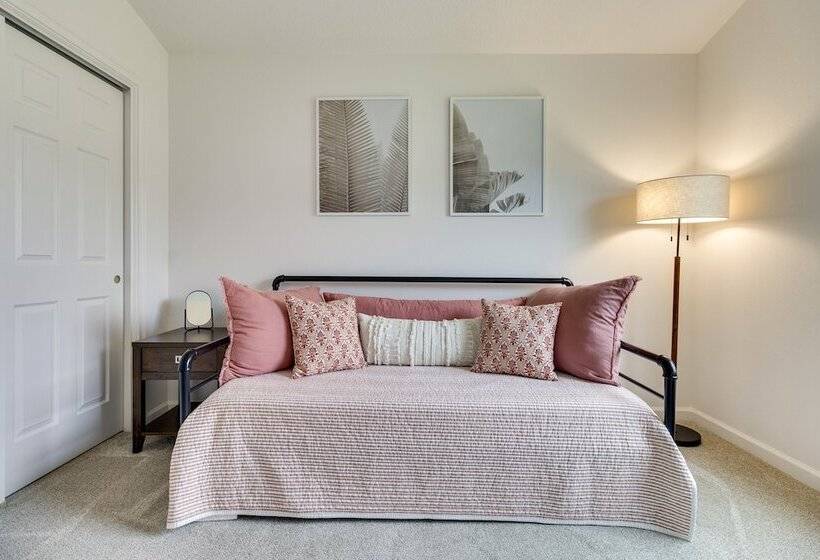 The Villages Home W/ Golf Cart & Community Pools!