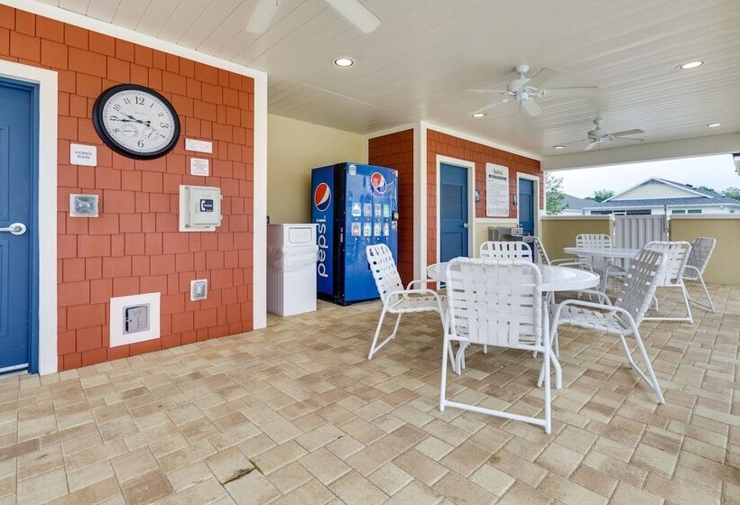 The Villages Home W/ Golf Cart & Community Pools!