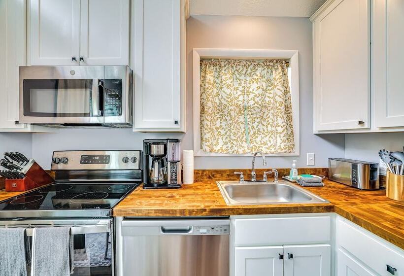 Tobyhanna Home W/ Fire Pit ~ 15 Mi To Ski Resort!