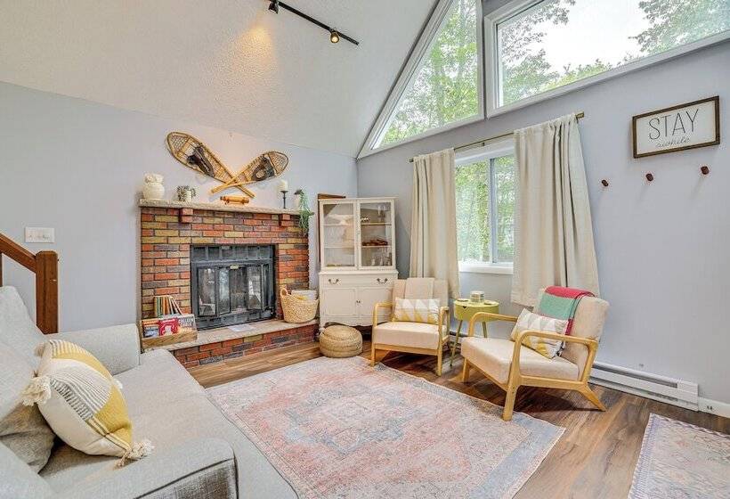 Tobyhanna Home W/ Fire Pit ~ 15 Mi To Ski Resort!