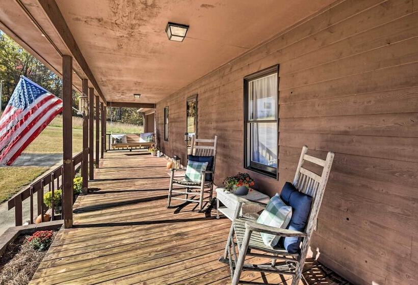 Tranquil Country Retreat Close To Greenville!