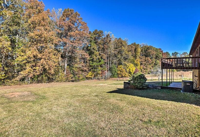 Tranquil Country Retreat Close To Greenville!
