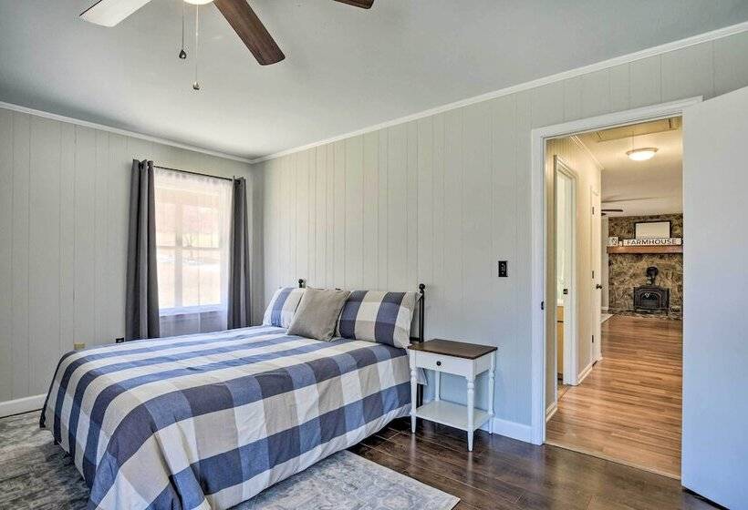 Tranquil Country Retreat Close To Greenville!