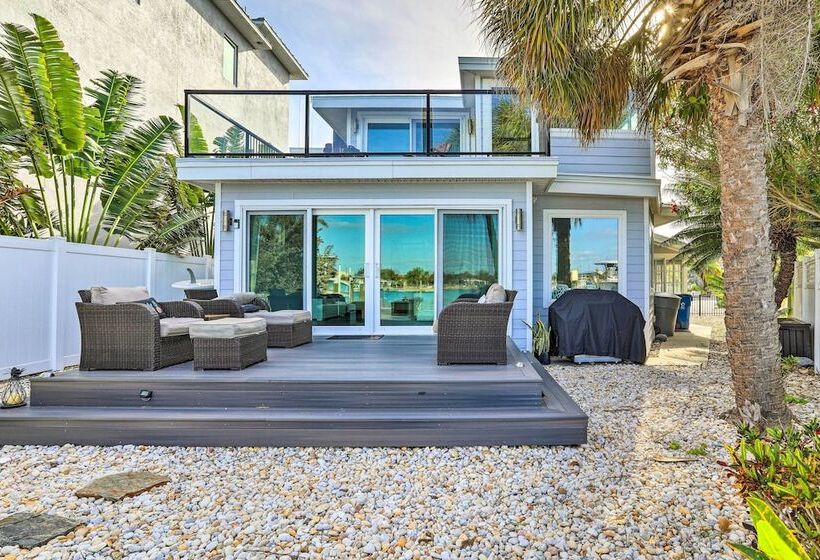 Treasure Island Gem W/ Dock: Walk To Beach