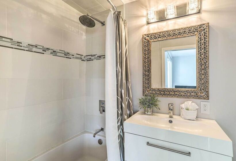 Treasure Island Gem W/ Dock: Walk To Beach