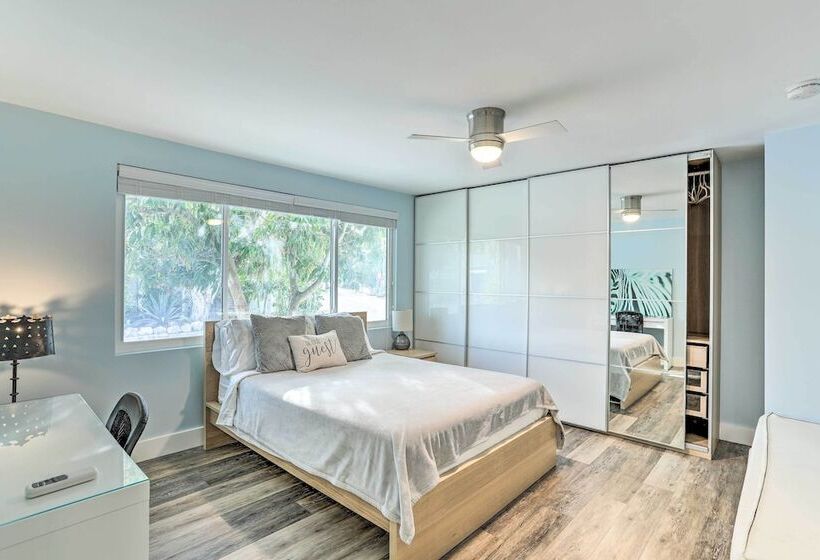 Treasure Island Gem W/ Dock: Walk To Beach