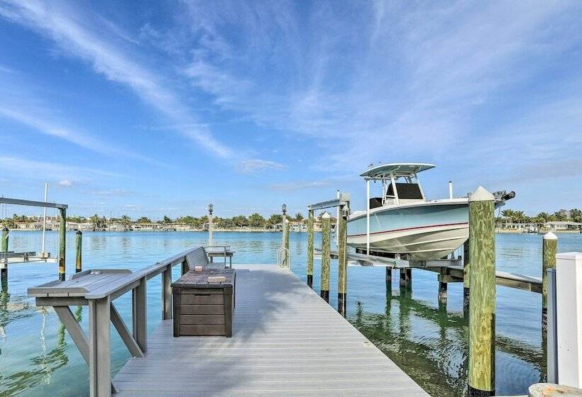 Treasure Island Gem W/ Dock: Walk To Beach