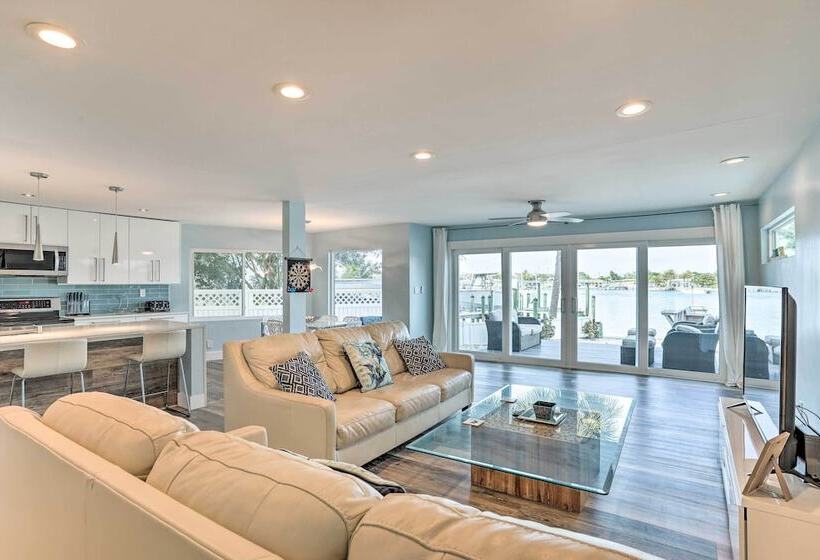 Treasure Island Gem W/ Dock: Walk To Beach