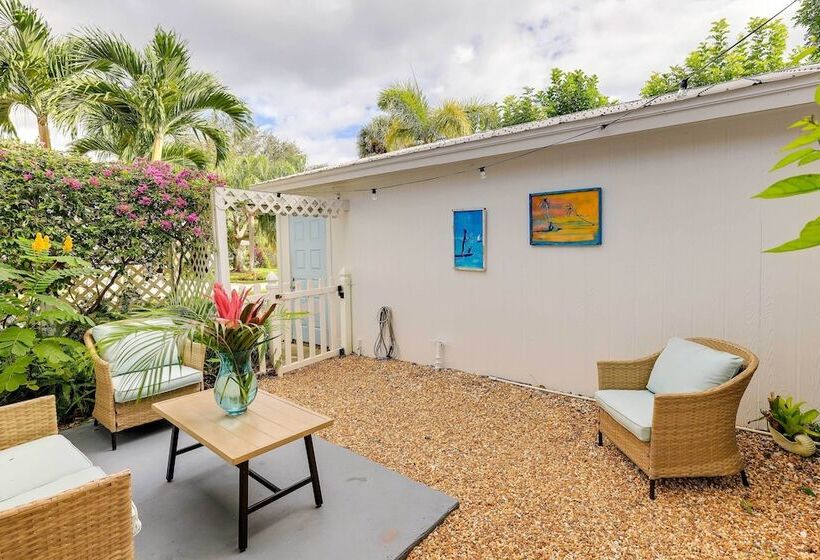 Tropical Cottage < 2 Mi To Hobe Sound Beach!