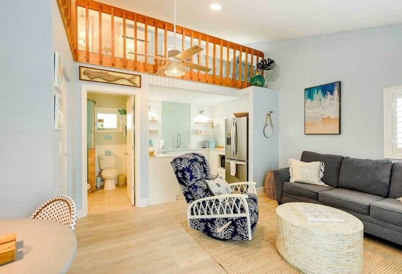 Tropical Cottage < 2 Mi To Hobe Sound Beach!